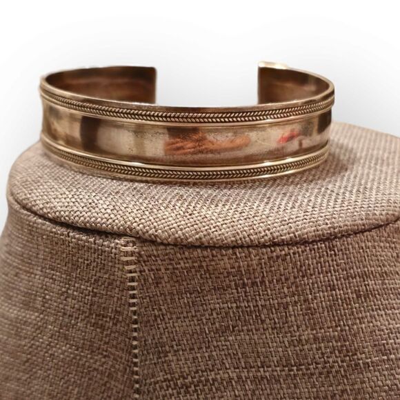 Vintahe Sterling Silver (925) Bangle Cuff Bracelet - Picture 5 of 9